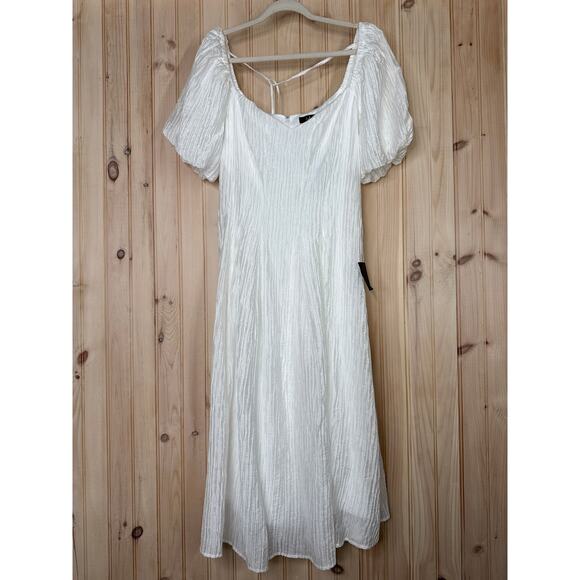NWT Lulus Heavenly Energy White Textured Puff Sleeve Pleated Midi Dress Size M - Picture 2 of 10